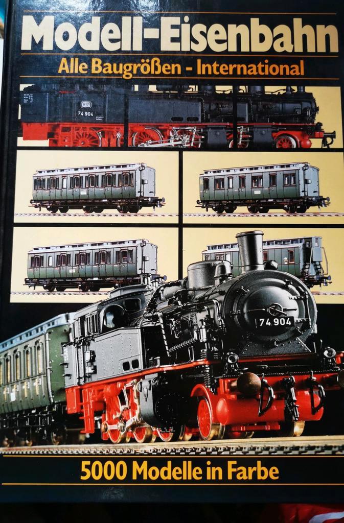 Internationale modelspoorbaan 5000 modellen, Hobby en Vrije tijd, Modeltreinen | H0, Zo goed als nieuw, Boek, Tijdschrift of Catalogus