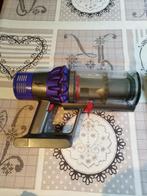 Wordt apart verkocht. Dyson V10 body (X2) + onderdelen, Elektronische apparatuur, Stofzuigers, Ophalen of Verzenden, Zo goed als nieuw