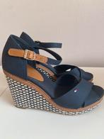 Tommy hilfiger nieuwe sandalen nooit gedragen maat 37, Kleding | Dames, Schoenen, Ophalen, Tommy hilfiger, Blauw, Nieuw