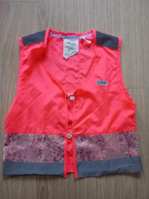 Fluohesje roze 4-8 jaar, Kinderen en Baby's, Kinderkleding | Mutsen, Sjaals en Handschoenen, Zo goed als nieuw, Meisje, 110 t/m 116