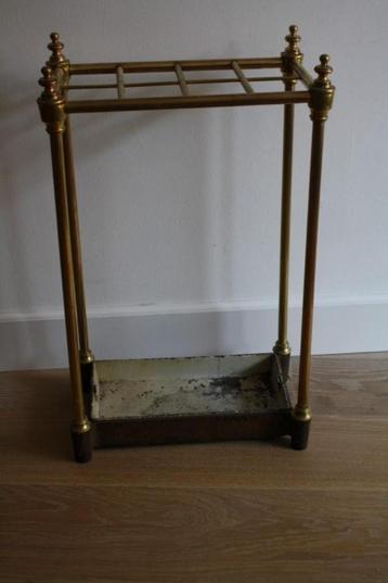 Paraplubak beschikbaar voor biedingen