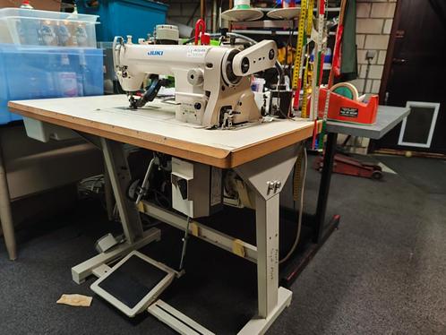 JUKI 8500, Hobby en Vrije tijd, Naaimachines en Toebehoren, Naaimachine, Ophalen