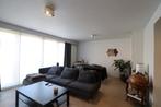 Appartement te huur in Sint-Niklaas, 1 slpk, 80 m², Appartement, 1 kamers