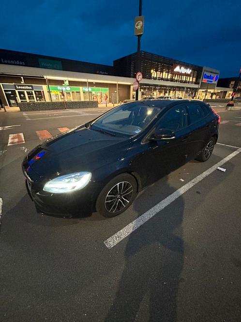 volvo v40 2019, Auto's, Volvo, Particulier, V40, Diesel, Euro 6, Zwart, Onderhoudsboekje, Ophalen