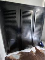 Mooie zwarte kledingkast shutters motief, Huis en Inrichting, Ophalen, Zo goed als nieuw