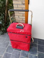 rode Itluggage op wielen, Handtassen en Accessoires, Koffers, Uitschuifbare handgreep, 45 tot 55 cm, Zo goed als nieuw, Zacht kunststof