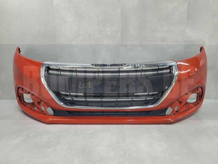 Bumper Peugeot 208 FACELIFT 15-19 9810513777 Voorbumper PJ14, Auto-onderdelen, Carrosserie, Bumper, Voor, Gebruikt, 6 maanden garantie