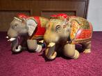Deux éléphants de Jaipur, en Inde, Animal, Enlèvement, Neuf