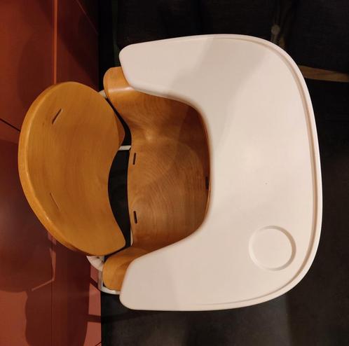 Eetstoel childwood ironwood, Kinderen en Baby's, Kinderstoelen, Gebruikt, Overige typen, Afneembaar eetblad, Ophalen