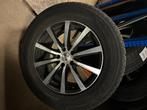 Volvo XC90- velgen en winterbanden 2014, Auto-onderdelen, Banden en Velgen, Ophalen, Gebruikt, Velg(en), 17 inch