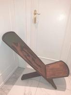 Te koop: Mooie Afrikaanse houten stoel
Prijs: €139, Antiek en Kunst, Ophalen of Verzenden