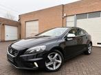 Volvo V40 T2 | 12 Maanden Garantie | 67 Dkm | 2015 | Benzine, Auto's, Volvo, Voorwielaandrijving, Monovolume, Zwart, 4 cilinders