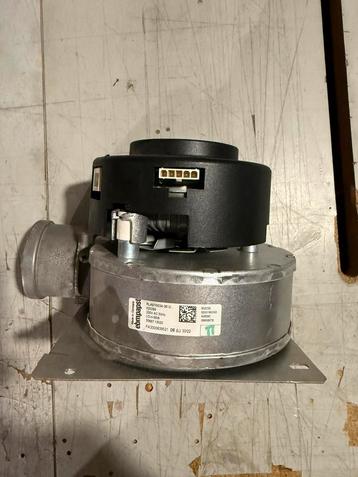 Ventilatoren Vaillant TurboMAX 837 beschikbaar voor biedingen