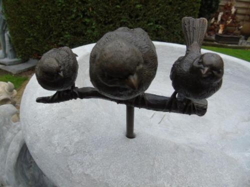vogel op tak 3, gesigneerd bronzen dierenbeeld, Antiek en Kunst, Antiek | Brons en Koper, Brons, Ophalen