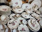 Splendide grand service en porcelaine Bavaria 102 pièces., Antiquités & Art, Antiquités | Services (vaisselle) complet, Enlèvement
