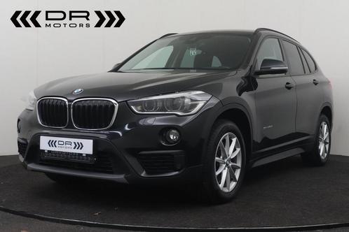 BMW X1 20dA sDrive 190PK!  CARPLAY  - CAMERA - LED, Auto's, BMW, X1, ABS, Airbags, Alarm, Bluetooth, Boordcomputer, Centrale vergrendeling
