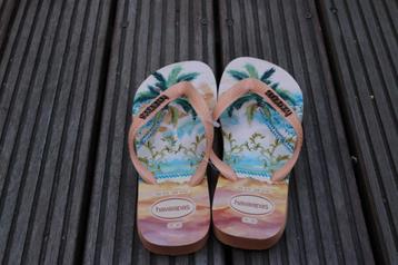 Havaianas Top Tropical Vibes beschikbaar voor biedingen