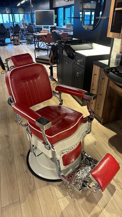 Barbierstoel kappersstoel ACTIE red barberchair herenstoel, Huis en Inrichting, Woonaccessoires | Etagères, Nieuw, Ophalen of Verzenden