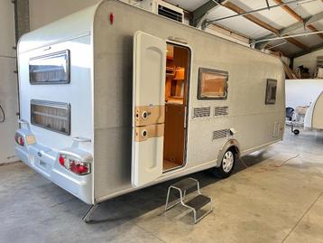 Wilk Stapelbed beschikbaar voor biedingen