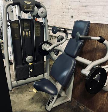 TECHNOGYM SELECTION TRICEPS beschikbaar voor biedingen