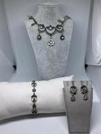 Zilveren maansteen set met armband , oorbellen en ketting, Bijoux, Sacs & Beauté, Bracelets, Neuf, Enlèvement ou Envoi, Avec pierre précieuse
