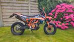 Ktm 690 SMC-R 2023 (showroomstaat), Motorrijbewijs A, Meer dan 35 kW, 691 cc, 1 cilinder
