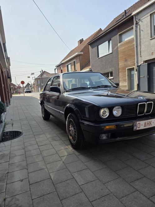 bmw E30 316 i ( perfecte staat ), Auto's, BMW, Particulier, 3 Reeks, Alarm, Mistlampen, Open dak, Radio, USB, Benzine, Euro 1