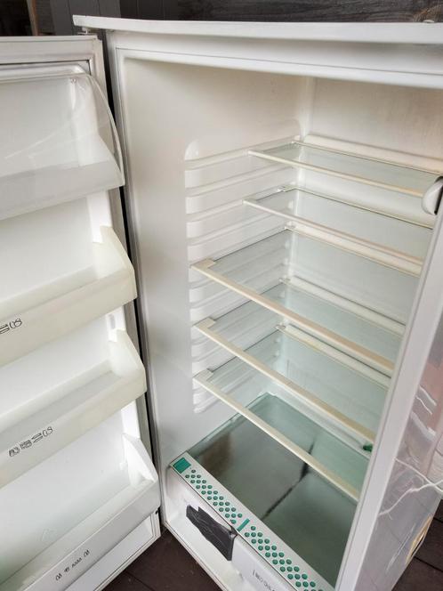 Zanussi inbouw ijskast, Elektronische apparatuur, Koelkasten en IJskasten, Refurbished, Ophalen