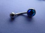 piercing met bol met blauw kristal, Handtassen en Accessoires, Piercings, Ophalen of Verzenden, Gebruikt, Overige materialen, Navelpiercing