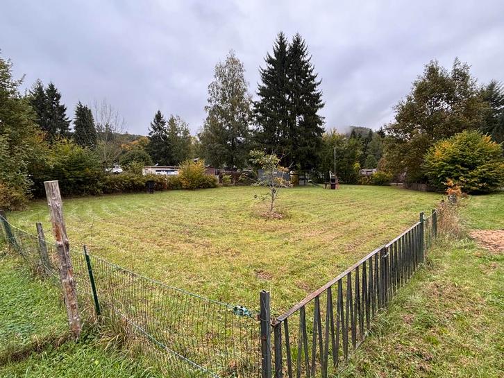 Grond te koop in vresse-sur-semois met nutsvoorzieningen !, Immo, Gronden en Bouwgronden, 1000 tot 1500 m², Verkoop zonder makelaar