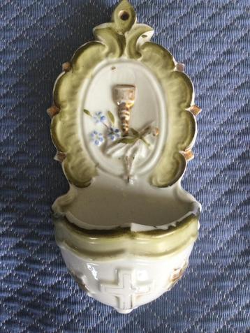 Bénitier ancien en porcelaine de France