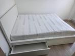 Bed met 2 lattenbodems en matras, Huis en Inrichting, Ophalen, Zo goed als nieuw