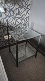 2 nachtkast/ bijzettafeltjes : gietijzer- glas, Ophalen