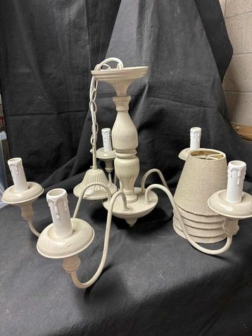 Mooie cottage kroonluchter  beschikbaar voor biedingen