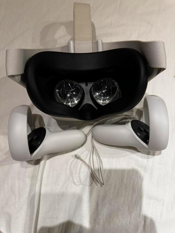 Meta quest 2, Games en Spelcomputers, Virtual Reality, Zo goed als nieuw, Ophalen
