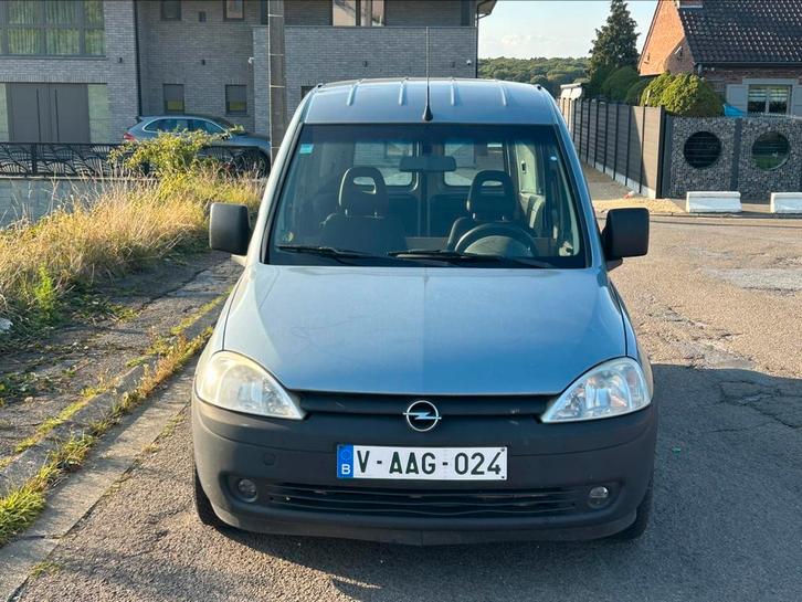 OPEL COMBO 1.7CDTI 101cv, Auto's, Bestelwagens en Lichte vracht, Particulier, ABS, Airbags, Airconditioning, Centrale vergrendeling