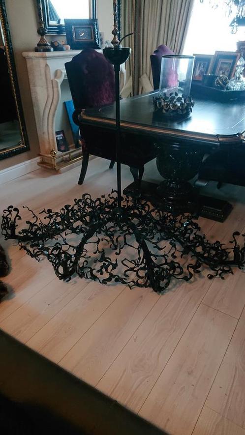 Design kroonluchter Brand van Egmond, Huis en Inrichting, Stoffering | Tapijten en Vloerkleden, Zo goed als nieuw, Zwart, Ophalen of Verzenden