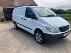 Mercedes vito 111, Auto's, Achterwielaandrijving, Zwart, 2000 kg, Wit