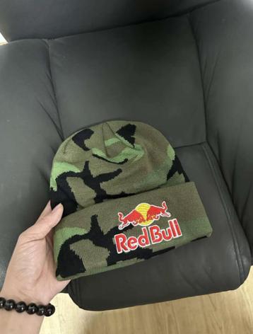Camouflage Redbull muts nieuw beschikbaar voor biedingen