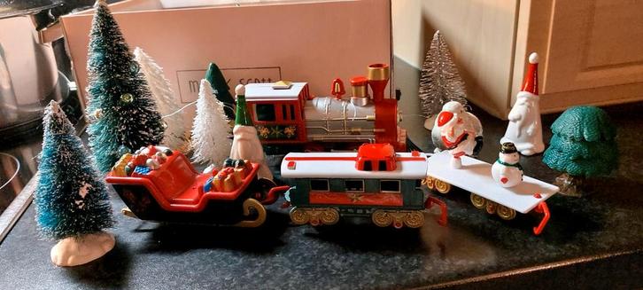 KERSTTREINTJE MET SPOOR, Diversen, Kerst, Ophalen