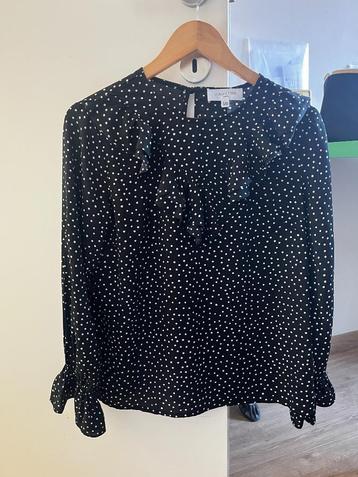 blouse beschikbaar voor biedingen