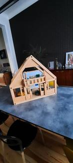 Très belle maison de poupée en bois meublée, Enfants & Bébés, Jouets | Maisons de poupées, Enlèvement, Comme neuf
