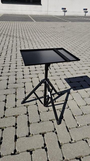 beamer tafeltje, Audio, Tv en Foto, Beamers, Ophalen of Verzenden, Nieuw