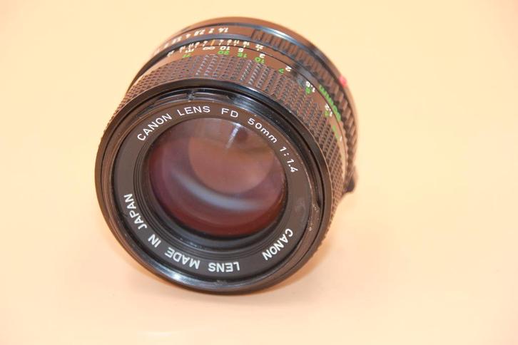 CANON FD 50/1.4, TV, Hi-fi & Vidéo, Appareils photo analogiques, Utilisé, Reflex miroir, Canon, Enlèvement ou Envoi