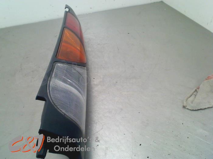 Achterlicht rechts van een Renault Kangoo, Auto-onderdelen, Verlichting, Renault, Gebruikt, 3 maanden garantie, Ophalen of Verzenden