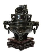 Pot à encens tripot en néphrite., Enlèvement ou Envoi