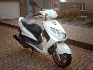 Yamaha MBK 125cc   bouwjaar 2014