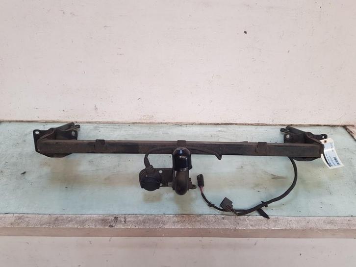 TREKHAAK Ford Transit Connect (PJ2) (01-2013/-), Auto-onderdelen, Ophanging en Onderstel, Ford, Gebruikt