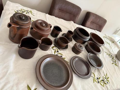 Uniek vintage Arabia Ruska servies – compleet & zeldzaam (Fi, Huis en Inrichting, Keuken | Servies, Gebruikt, Compleet servies