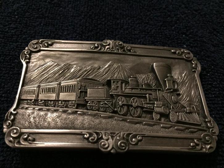 boucles de ceinture motif "train", Hobby & Loisirs créatifs, Trains miniatures | HO, Utilisé, Locomotive, Enlèvement